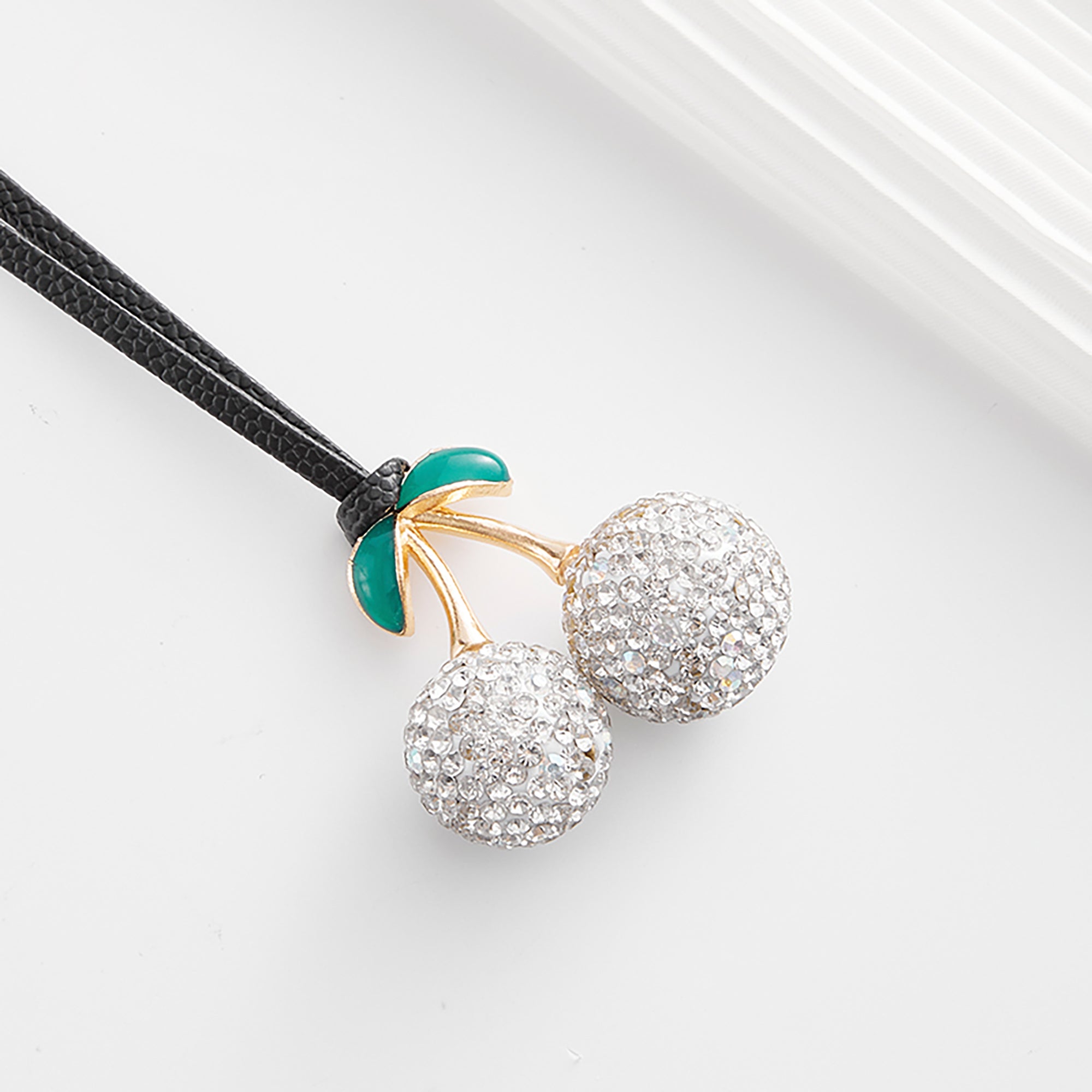 Crystal Cherry Keychain – Elegant and High-End Bag Charm, Backpack Accessory & Small Pendant