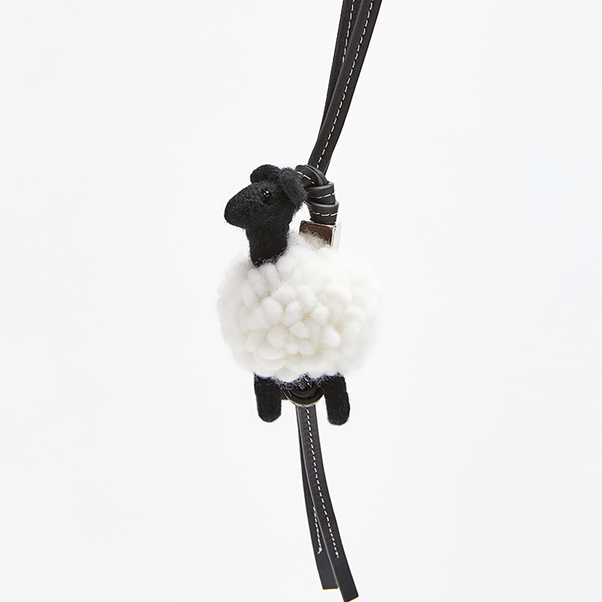 Handcrafted Felt Animal Keychain and Bag Charm – Unique Felt Car Hanging Decoration, Handmade